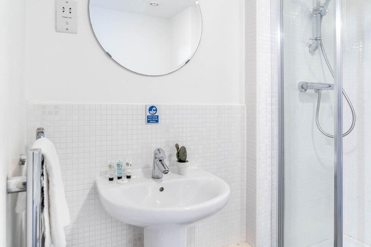 Haus City Centre Apartment - Fast Wifi - Smart Tv Birmingham Buitenkant foto